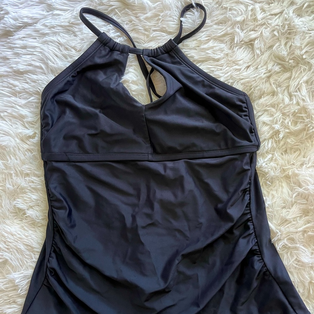 black bathing suit tankini top
